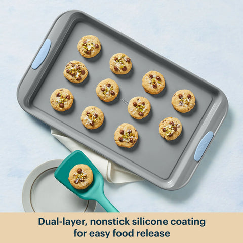 Pyrex® Metal Bakeware 8-Piece Set in Cerulean